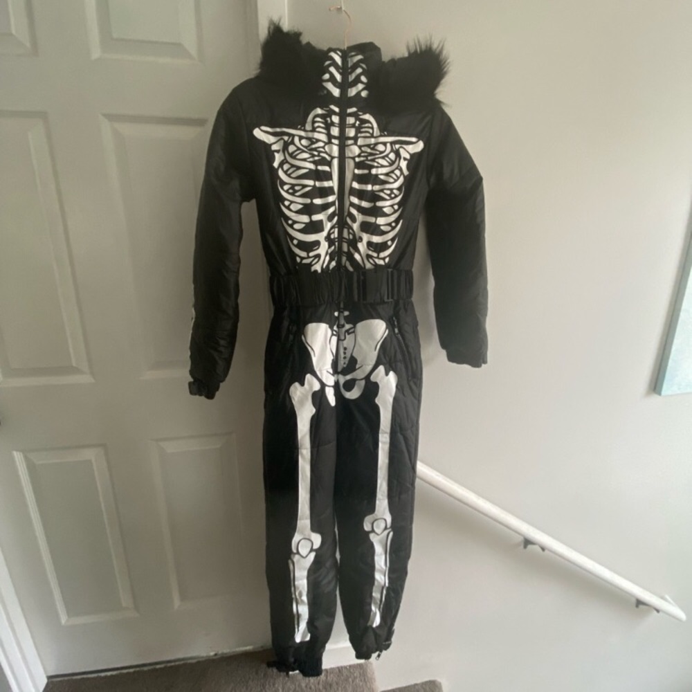 ISO Trickz N Treatz Cold Prey Snowsuit